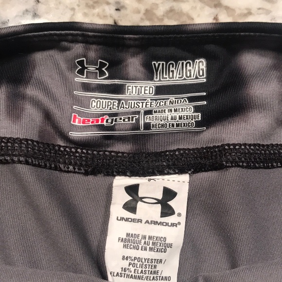 🚨 Under Armour Volleyball Shorts 🚨 PRICE DROP! - Picture 4 of 4